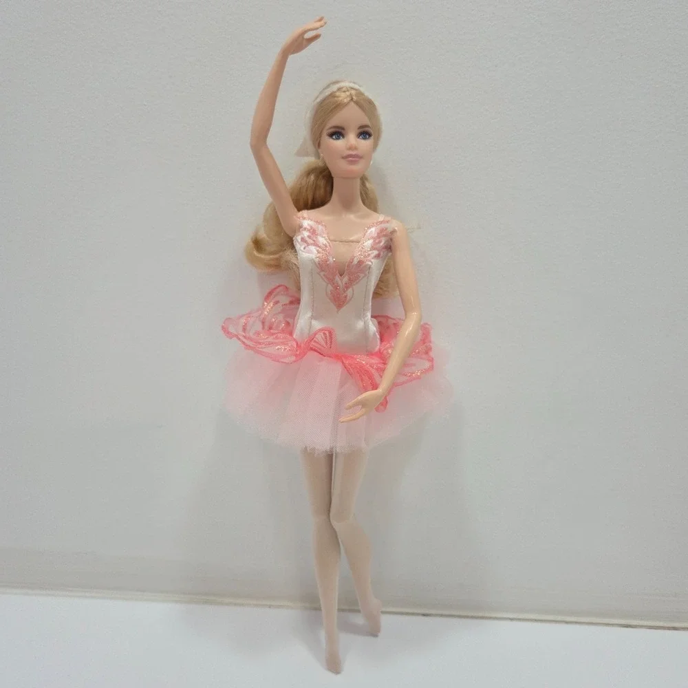 Mattel Barbie DGW35 Collector 2015 Ballet Wishes Doll Tights Leotard